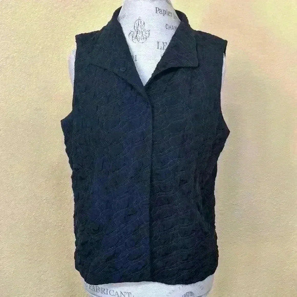 Eileen Fisher 100% Black Quilted Silk Vest Size Petite Large EUC! - Picture 1 of 6